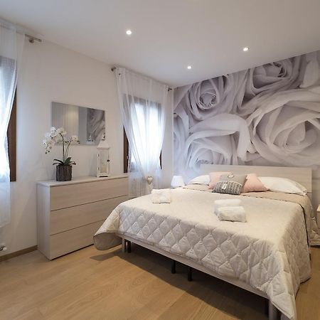 Maison Chanel Venetië Buitenkant foto